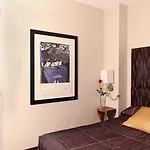 Hotel Gran Derby Suites
